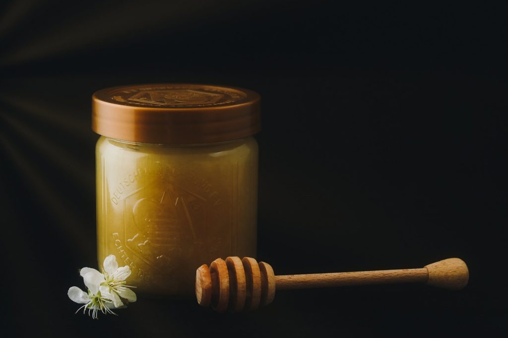 Miód na prezent - wyjątkowy smak, który zachwyci każdego.