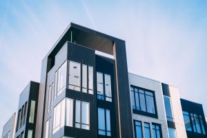 Inwestycje mieszkaniowe w Poznaniu - odkryj potencjał rynku nieruchomości w stolicy Wielkopolski